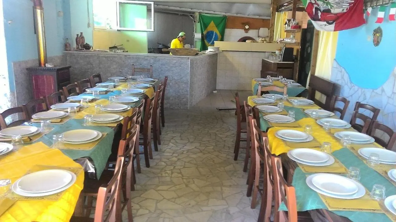 Kamp alanı Parco Vacanze Edera Otel Massa